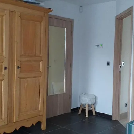 Chez Chantal - Appartement Privatif Yvoir Exterior photo